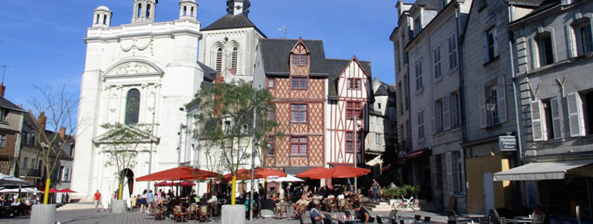 Place Saint-Pierre Saumur Place Saint Pierre Saumur