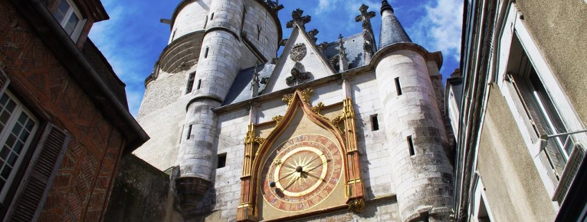 Tour de l'horloge Tour de l'horloge Auxerre