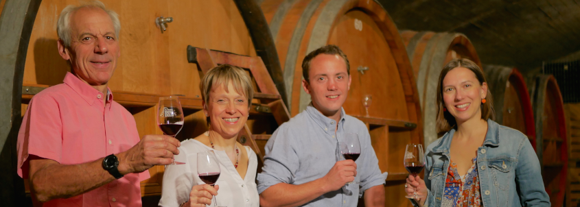 Domaine Les Roches bleues Domaine Les Roches bleues, Les roches bleues odenas, visite domaine odenas, degustation vin odenas, degustation brouilly