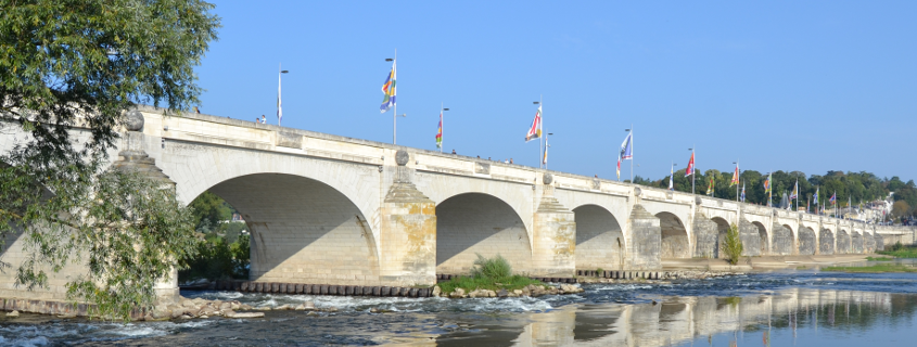 Pont Wilson Pont Wilson Tours