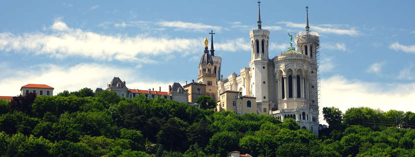 View on Fourviere's basilica View on Fourviere's basilica, basilica of fourviere, fourviere baslica, lyon beautiful view, lyon monuments, lyon buildings, lyon things to do