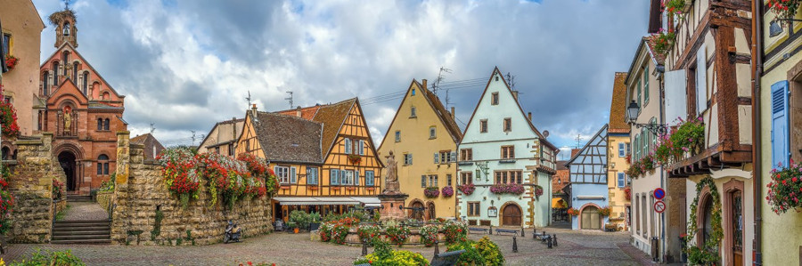Dans le village d'Egusheim Route des vins de Colmar, Alsace, Visiter l'Alsace, Route des vins d'Alsace, Colmar, Que faire en Alsace